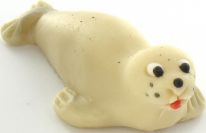 Odenwälder Marzipan Seehund ¨Lola¨ 60g