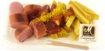 Odenwälder Marzipan Currywurst auf Teller 150g